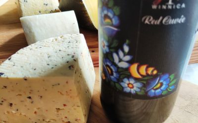 Red Cuvee z Bogu-Miły z serem podpuszczkowym od Baby Jagły